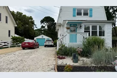 102 Victoria Place, Union Beach, NJ 07735 - Photo 2