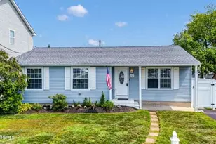 625 Beachwood Ave, Toms River Township, NJ 08753 - Photo 2