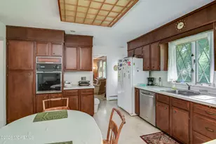 19 Crown Rd, Ewing Township, NJ 08638 - Photo 12