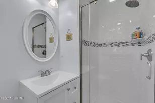 25 Nedshire Dr, Middletown, NJ 07748 - Photo 28