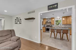 25 Nedshire Dr, Middletown, NJ 07748 - Photo 10
