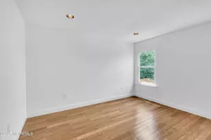 19 Longbrook Ln, Freehold, NJ 07728 - Photo 34