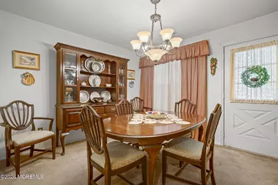 102 Rumford Way, Manalapan Township, NJ 07726 - Photo 8