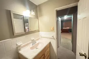 44 Judson St, Edison, NJ 08837 - Photo 2