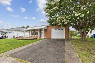 93 Hyannis St, Toms River Township, NJ 08757 - Photo 2