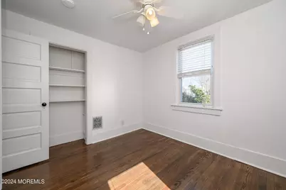 19 Mount Street, Red Bank, NJ 07701 - Photo 18