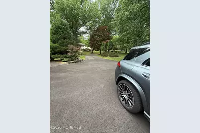 8 Delwood Drive, Holmdel, NJ 07733 - Photo 16