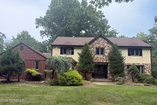 8 Delwood Dr, Holmdel, NJ 07733 - Photo 10