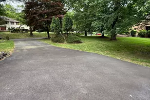8 Delwood Dr, Holmdel, NJ 07733 - Photo 22