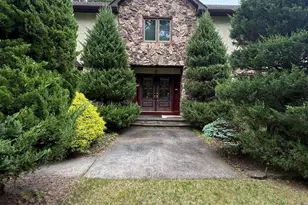 8 Delwood Dr, Holmdel, NJ 07733 - Photo 22