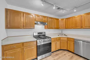 6 Tulip Ln, Freehold, NJ 07728 - Photo 16