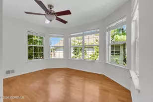 6 Tulip Ln, Freehold, NJ 07728 - Photo 8