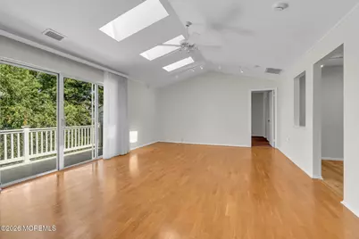 6 Tulip Lane, Freehold, NJ 07728 - Photo 6