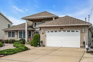 820 Bowsprit Point, Lanoka Harbor, NJ 08734 - Photo 2