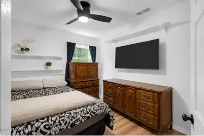 1233 Lawrence Avenue, Toms River Township, NJ 08757 - Photo 20