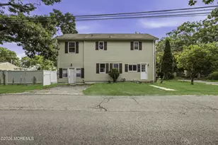 484 Woodpark Dr, Brick, NJ 08723 - Photo 4