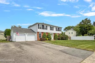 240 Constitution Ave, Toms River Township, NJ 08753 - Photo 2