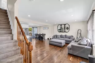 390 Mamie Dr, Brick, NJ 08723 - Photo 4