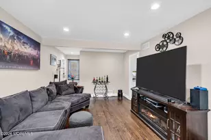 390 Mamie Dr, Brick, NJ 08723 - Photo 14