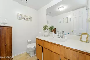 26 Alameda Ct, Eatontown, NJ 07724 - Photo 34