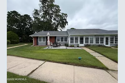 676A New Castle Court #A, Lakewood, NJ 08701 - Photo 6