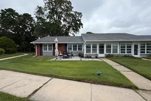 676A New Castle Ct, Lakewood, NJ 08701 - Photo 6