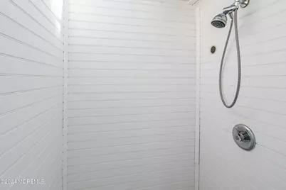 212 Randall Avenue, Point Pleasant Beach, NJ 08742 - Photo 14
