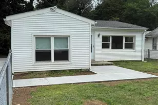 33 Weaverville Rd, Freehold, NJ 07728 - Photo 1