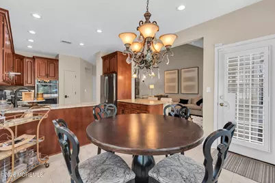 42 W Parsonage Way, Manalapan Township, NJ 07726 - Photo 16