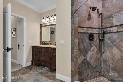 42 W Parsonage Way, Manalapan Township, NJ 07726 - Photo 26
