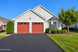 2555 Ridgemont Ct, Toms River Township, NJ 08755 - Photo 2