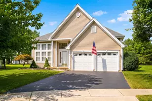 9 Rapids Ct, Barnegat, NJ 08005 - Photo 2
