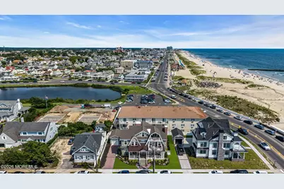20 E End Avenue, Avon by the Sea, NJ 07717 - Photo 88