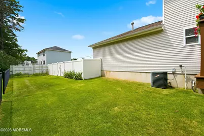 1519 Berkeley Avenue, Beachwood, NJ 08722 - Photo 32