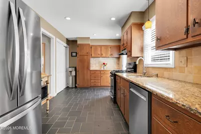 100 Little Silver Parkway, Little Silver, NJ 07739 - Photo 12