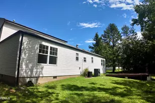 5 Sandburg Dr, Morganville, NJ 07751 - Photo 26