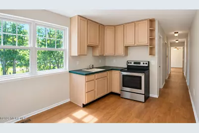 5 Sandburg Drive, Morganville, NJ 07751 - Photo 20