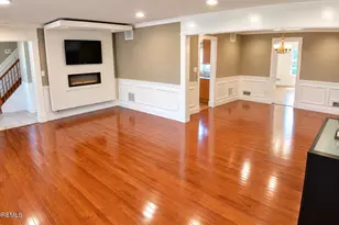 5 Sandburg Dr, Morganville, NJ 07751 - Photo 2