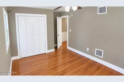 5 Sandburg Drive, Morganville, NJ 07751 - Photo 12
