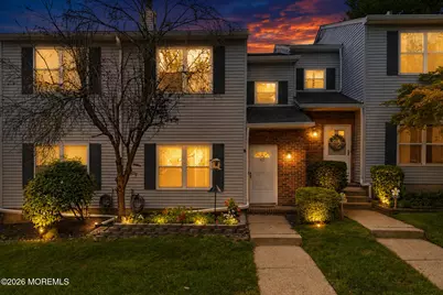 60 Hickory Court, Jamesburg, NJ 08831 - Photo 2