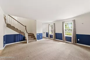 13 Sussex Way, Monroe Township, NJ 08831 - Photo 4