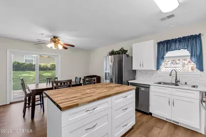 174 Morning Glory Lane, Whiting, NJ 08759 - Photo 8