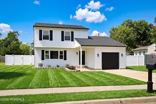 14 Cumberland Dr, Brick, NJ 08723 - Photo 2