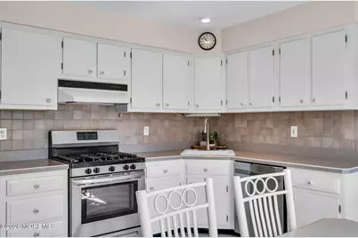 27 Hare Bell Holw Hollow, Toms River Township, NJ 08755 - Photo 20