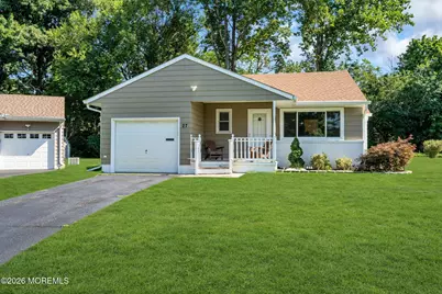 27 Hare Bell Holw Hollow, Toms River Township, NJ 08755 - Photo 4