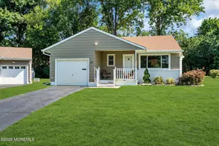 27 Hare Bell Holw Hollow, Toms River Township, NJ 08755 - Photo 4