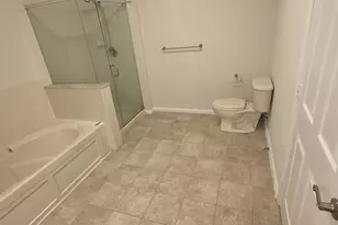 111 Shinnecock Dr, Manalapan Township, NJ 07726 - Photo 10