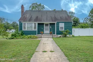 500 Pine St, Lakehurst, NJ 08733 - Photo 2