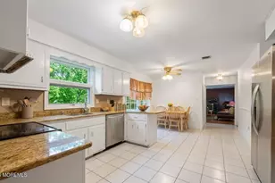 7 Porsche Dr, Matawan, NJ 07747 - Photo 8