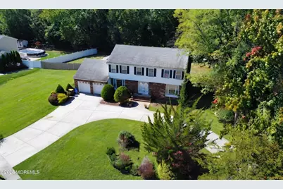 7 Porsche Drive, Matawan, NJ 07747 - Photo 2